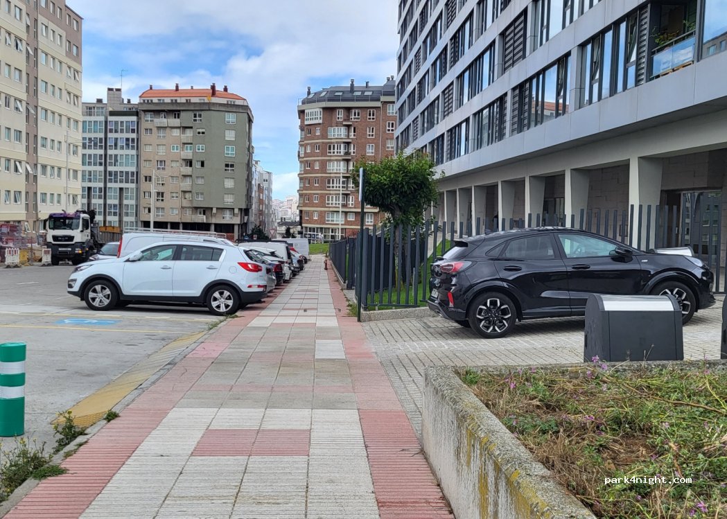 (15009) A Coruña - 3 Avenida de Lamadosa — foto 2