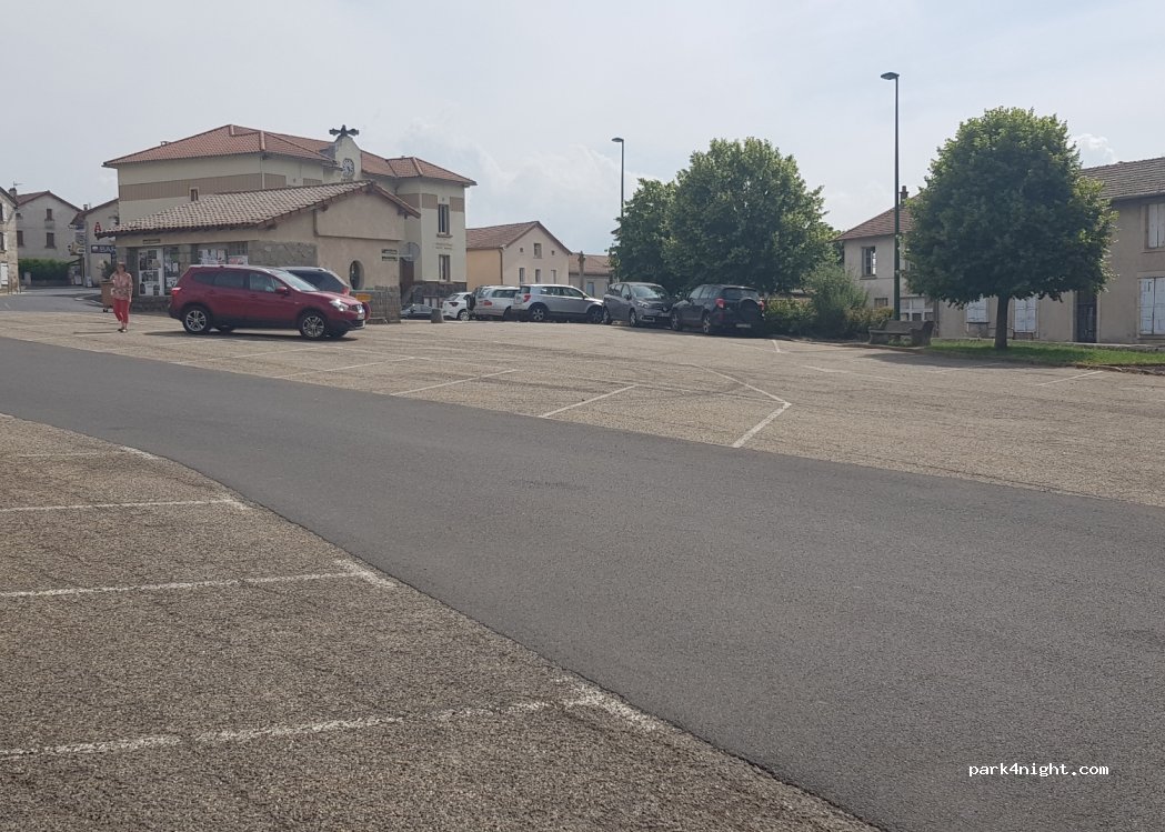 (43340) Landos - 5 Place du Marche — foto 2