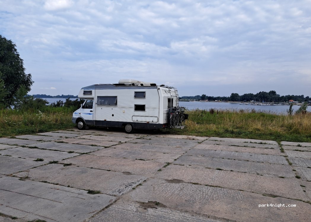 (39-400) Tarnobrzeg - — foto