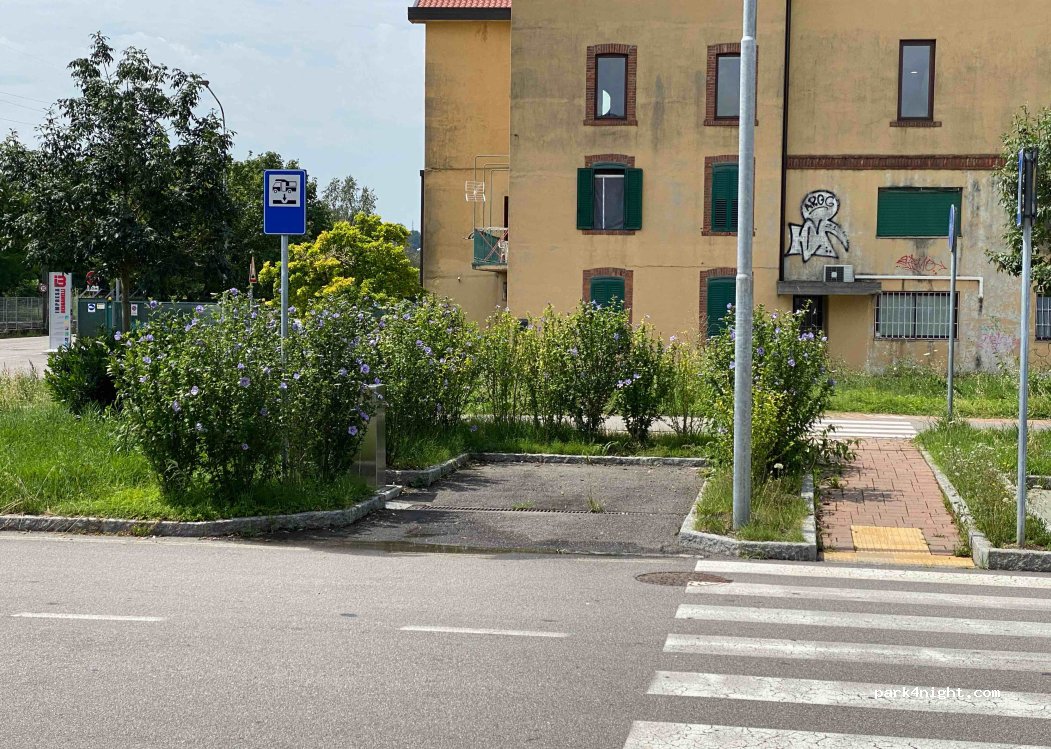 (24027) Nembro - 23 Via Benigno Crespi — foto 4