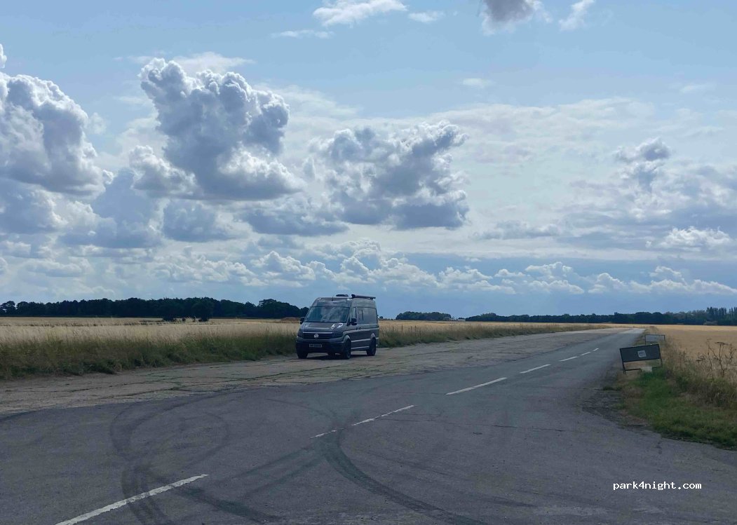 (LN4) Martin - Unnamed Road — foto 3
