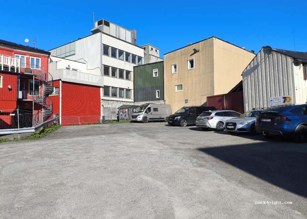 (9008) Tromsø - 28 Strandgata — foto 2