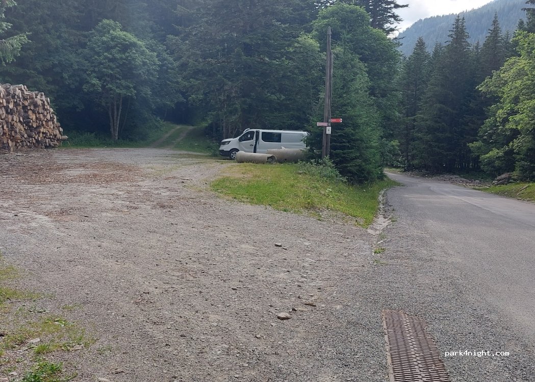 (06450) Saint-Martin-Vésubie - D189 — foto
