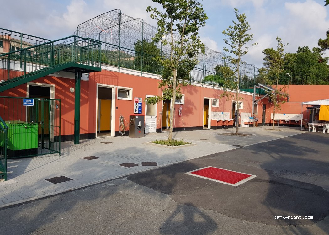 Camping Lo Scoglio — foto