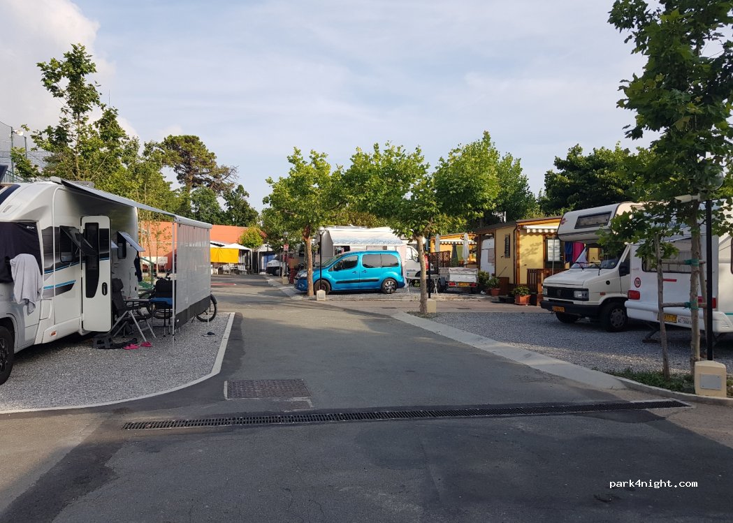 Camping Lo Scoglio — foto 3