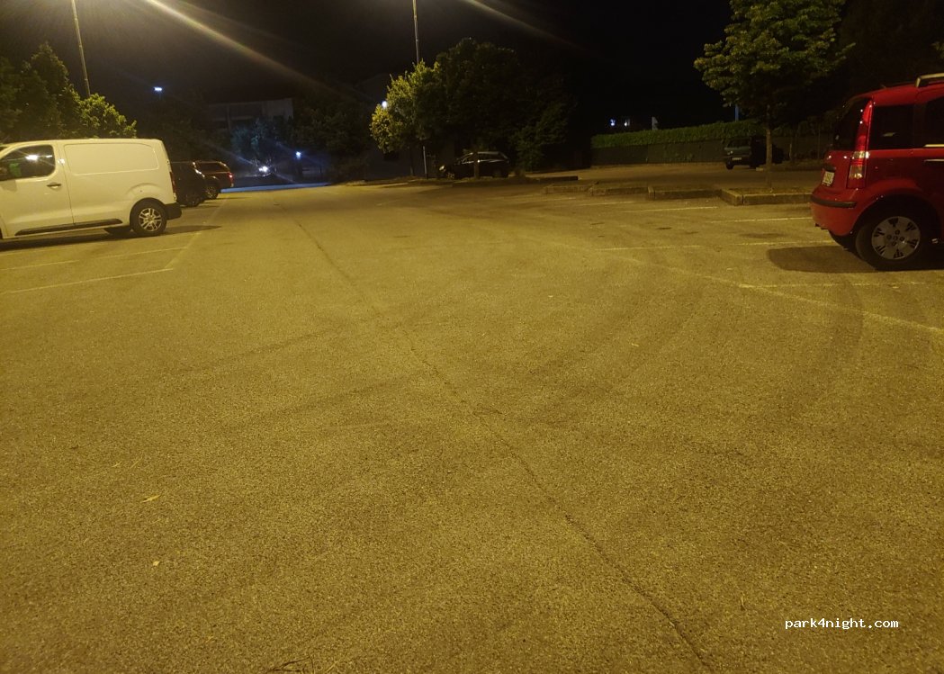 (22070) Bregnano - 1 Via Kennedy — foto 2