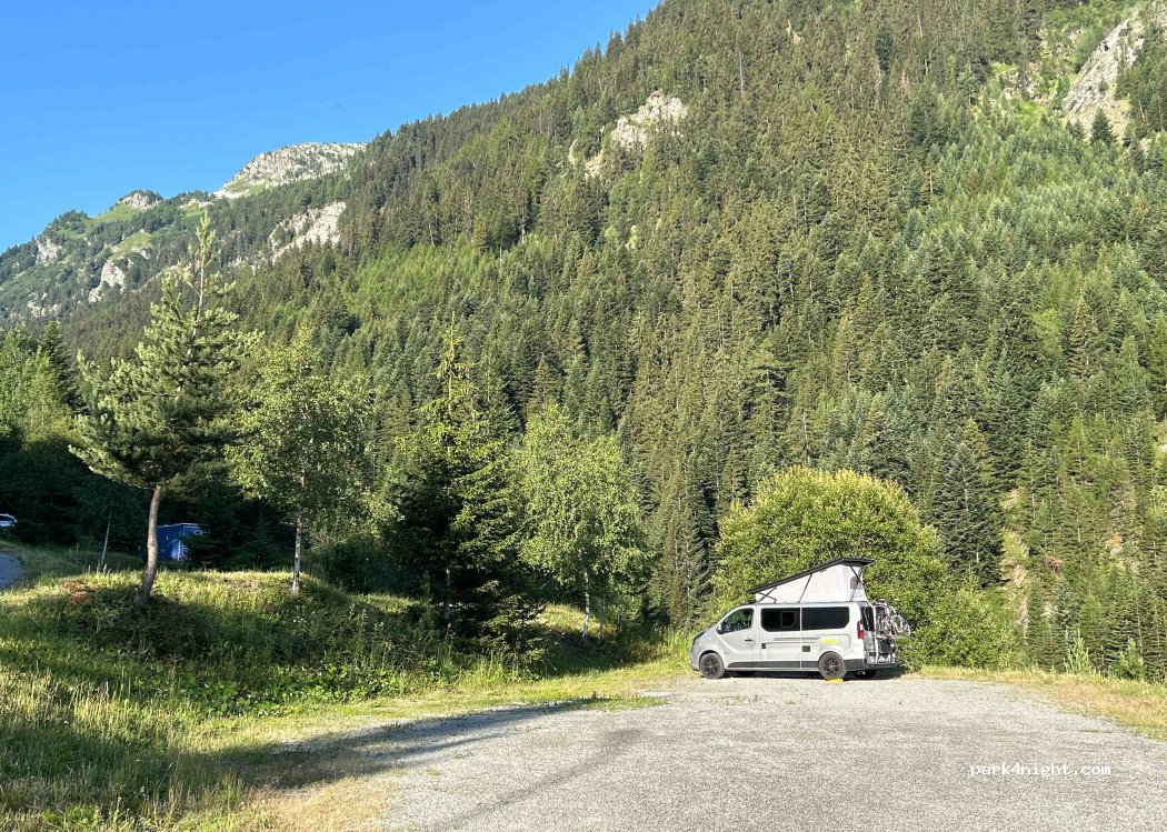 (73500) Modane - 690 Rue des Bettets — foto