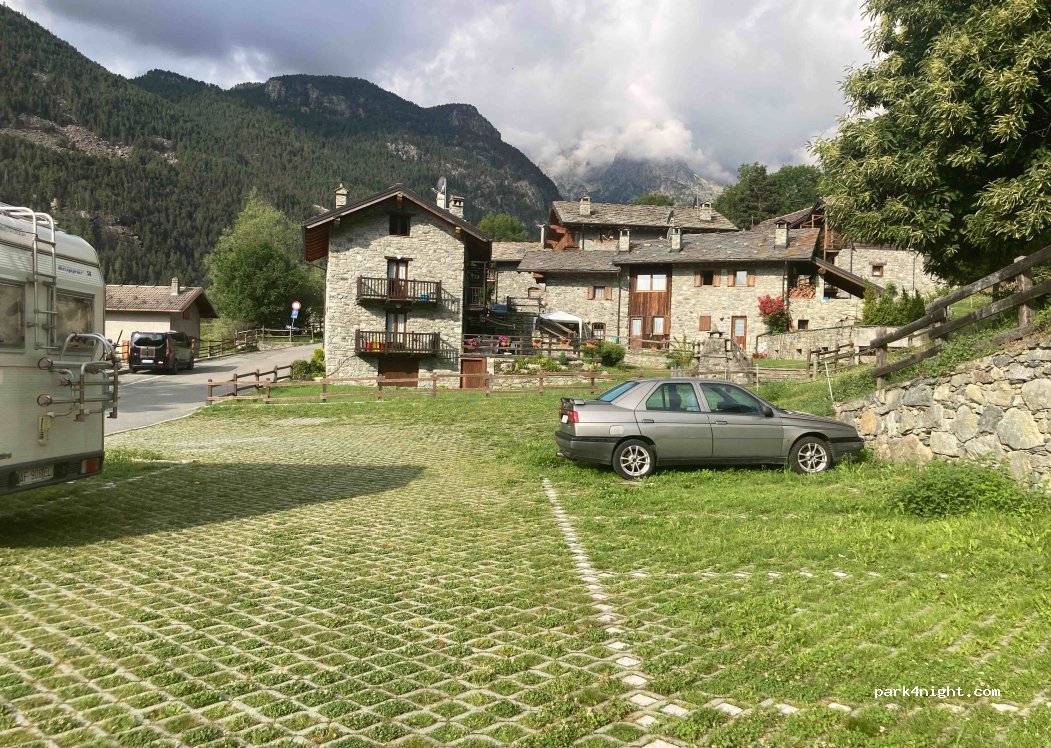 (11020) Champdepraz - — foto