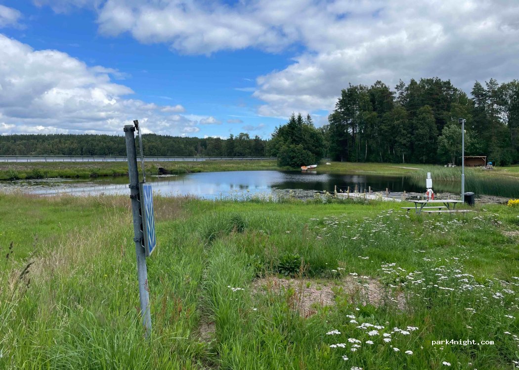 (523 91) Strängsered - Unnamed Road — foto 2