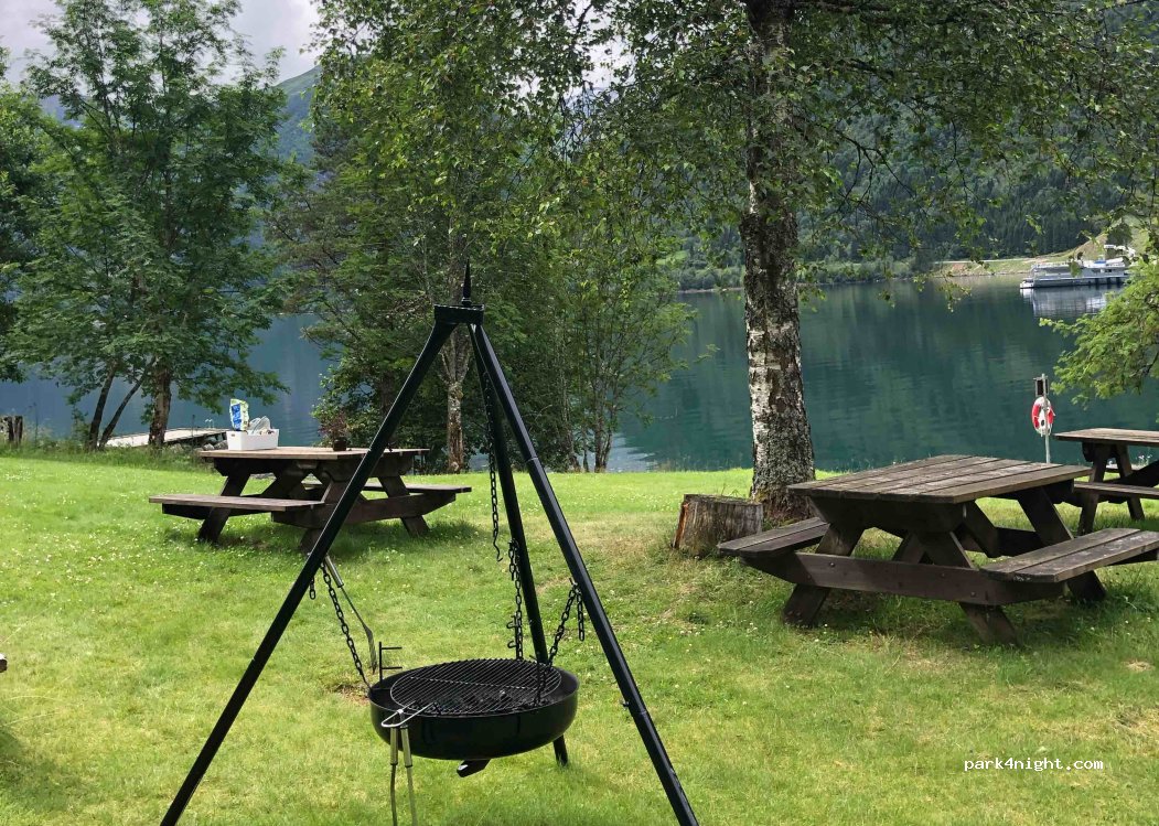 (6899) Balestrand - 7 Sekundær Fylkesvei 152 — foto