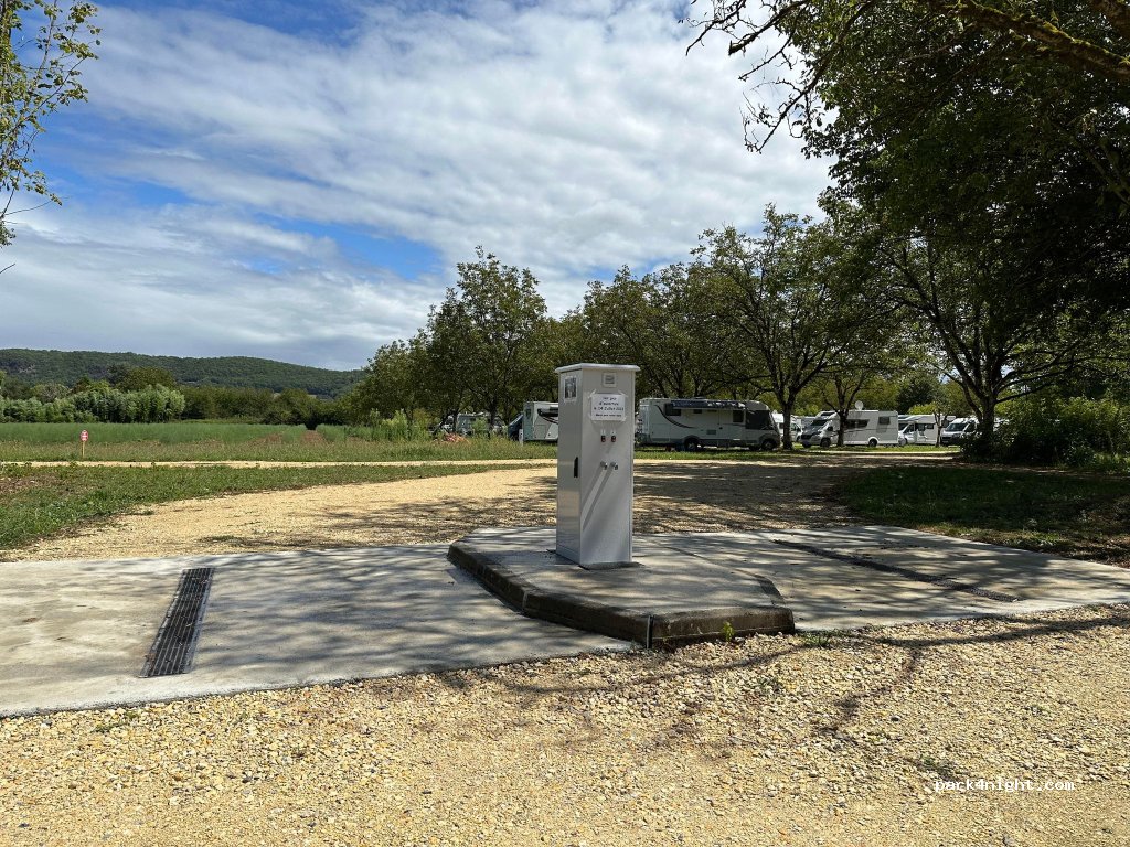 Aire des Châteaux En Périgord — foto 4