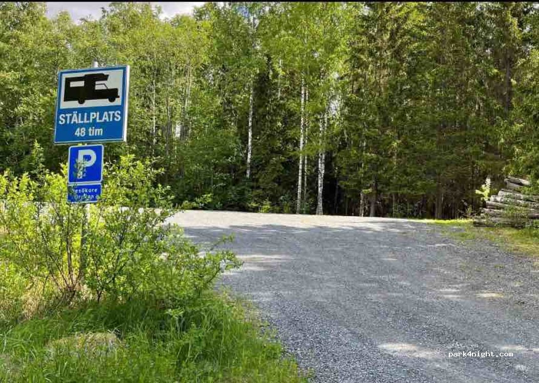 (777 90) Ludvika - Unnamed Road — foto 3