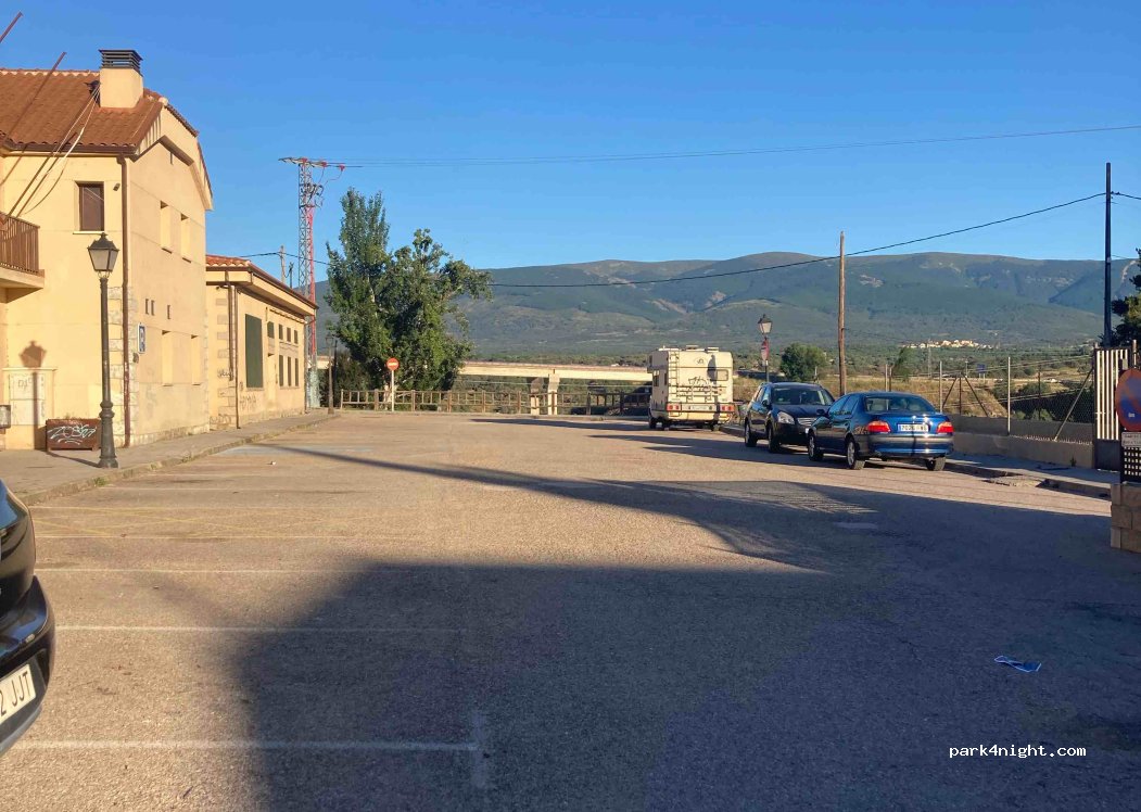 (28730) Buitrago del Lozoya - 1 Calle de la Fuente de Arriba — foto 4