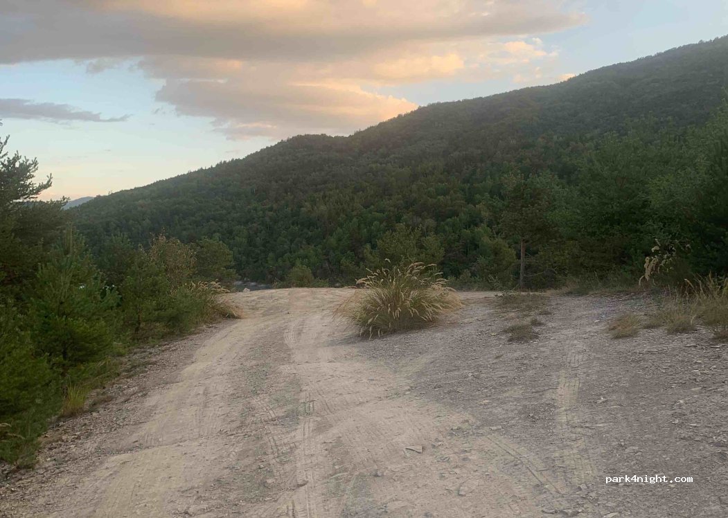 (05230) Chorges - 2230 Chemin de la Baie de Chanteloube — foto 2