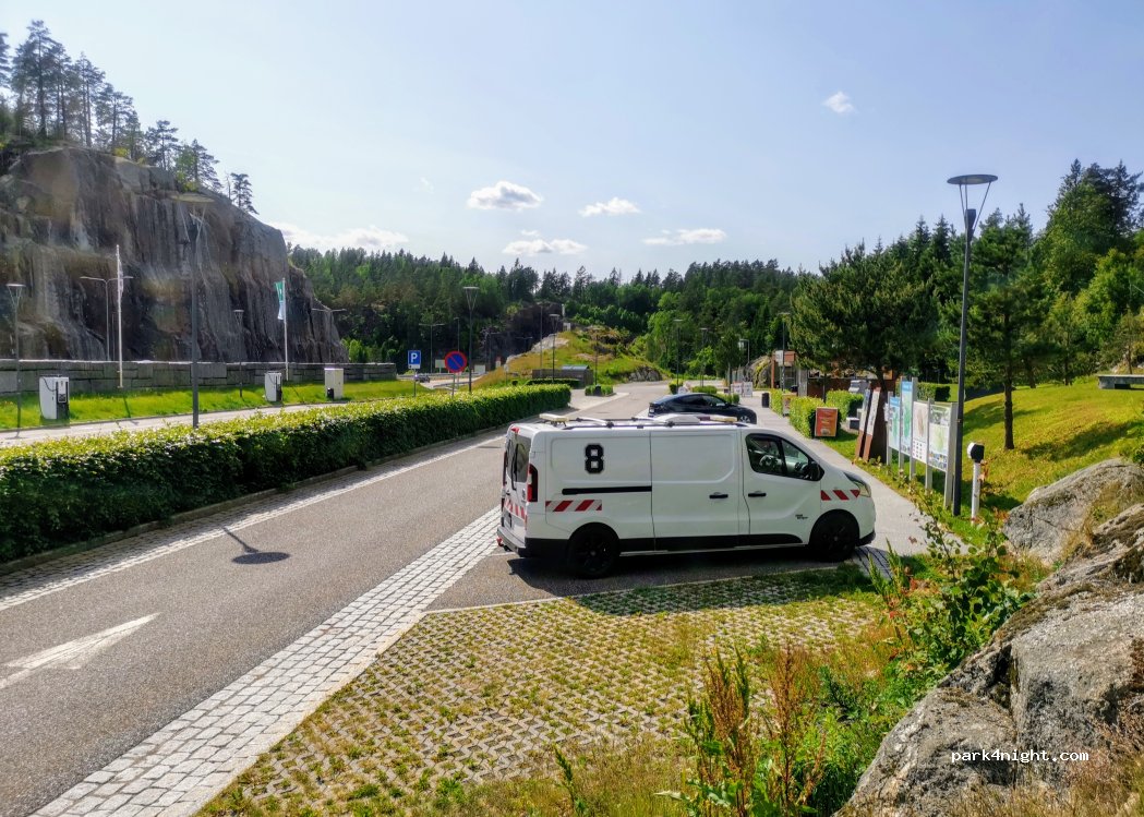 (3268) Larvik - 1700 Europavei — foto 2