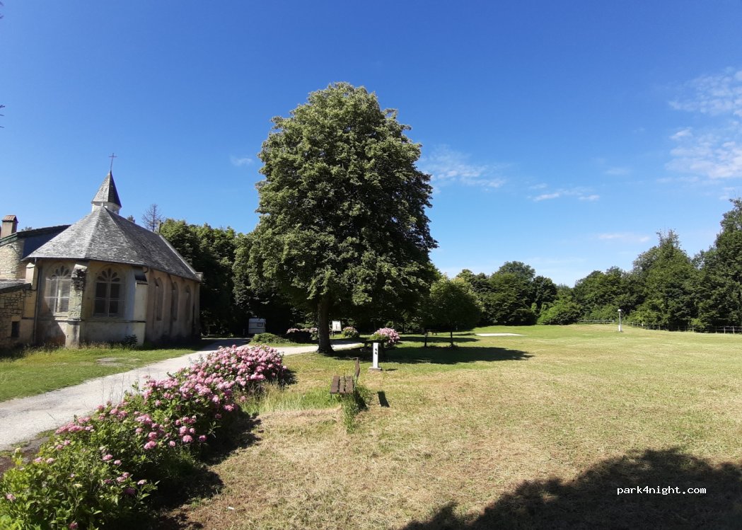 (55120) Clermont-en-Argonne - 1 Rue Sainte-Anne — foto