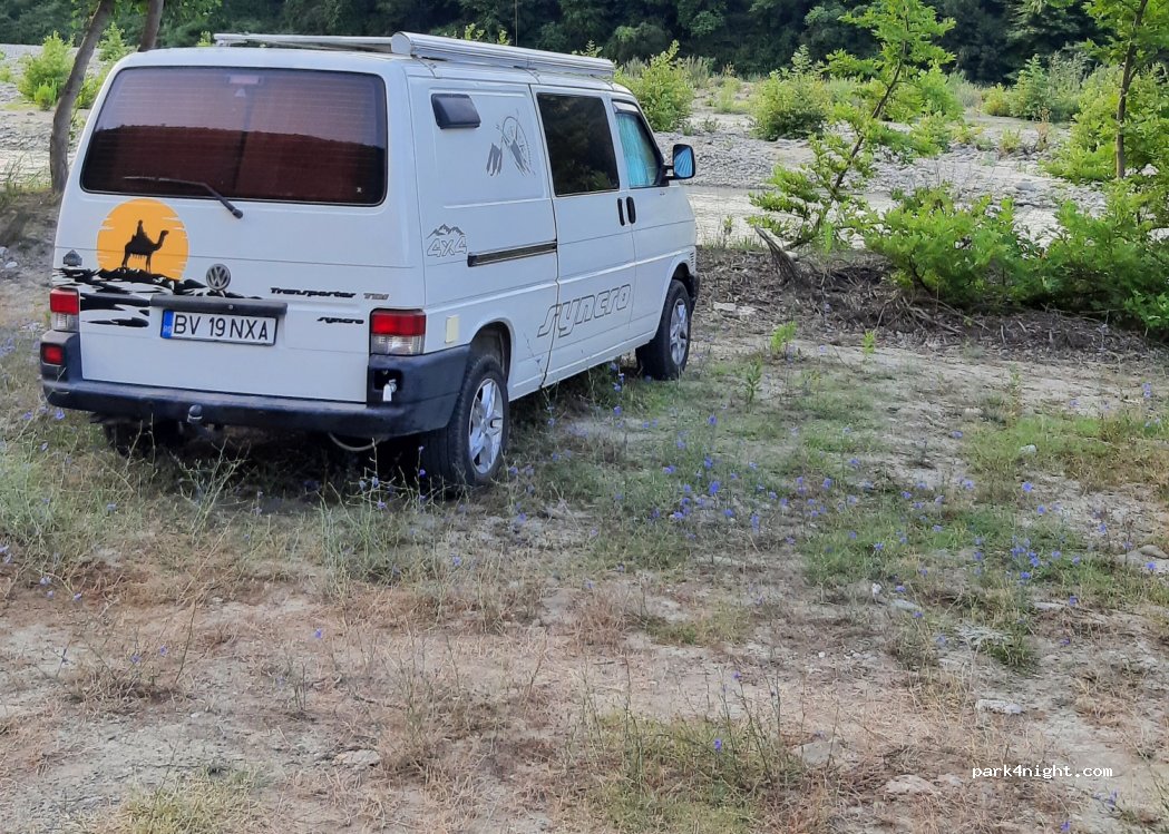 (5001) Blezënckë - Unnamed Road — foto