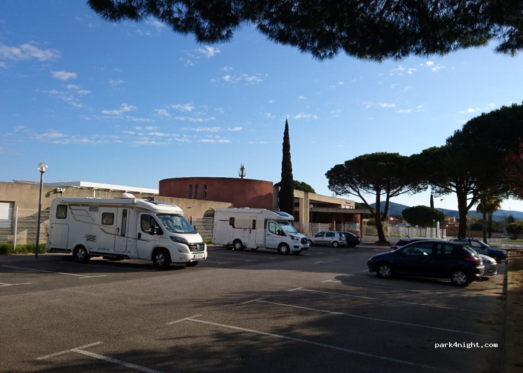 (83250) La Londe-les-Maures - 9 Impasse du Collège — foto 2