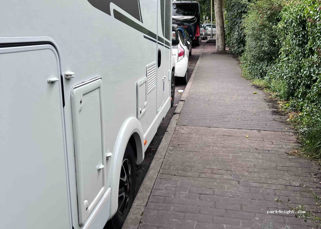 (T12 YN61) Mardyke - 1-2 Mardyke Walk — foto