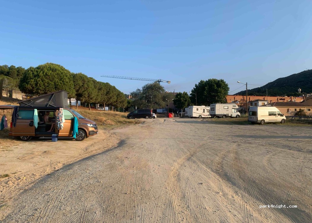 (08329) Teià - 40 Avinguda J Roca Suarez L — foto