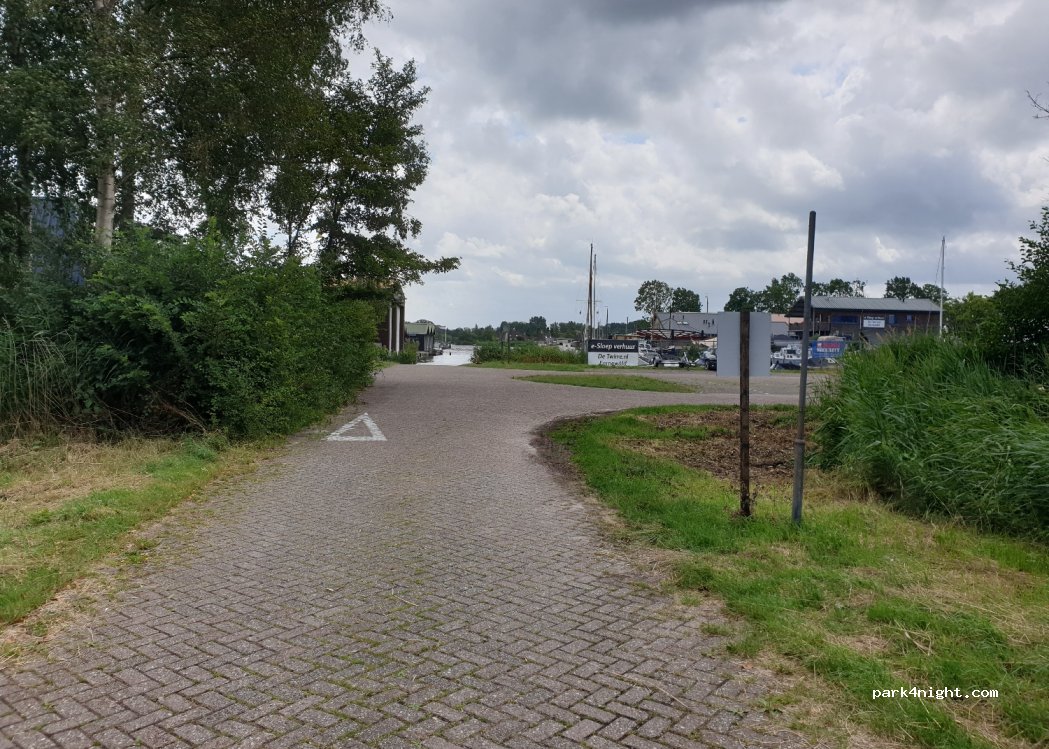 (9264 TW) Earnewald - 2 De Stripe — foto 2
