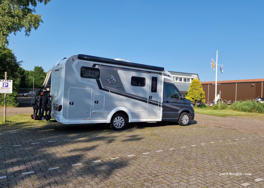 (9264 TW) Earnewald - 2 De Stripe — foto 3