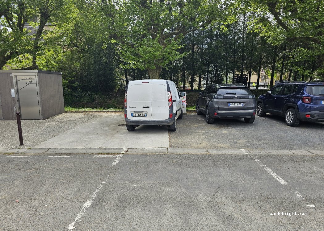 (86370) Vivonne - 6, place du marché — foto 4