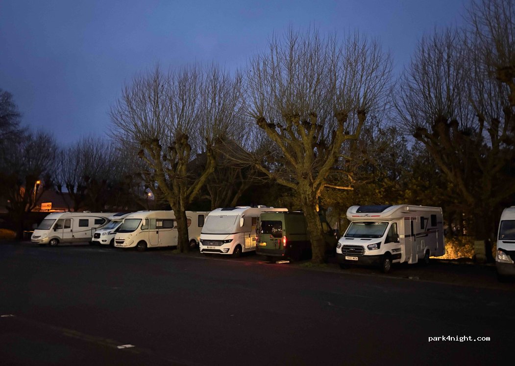 (86370) Vivonne - 6, place du marché — foto 5