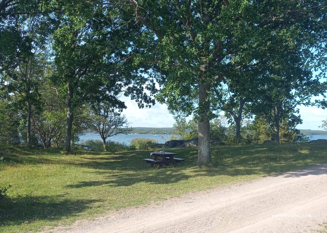 (593 92) Västervik - Unnamed Road — foto