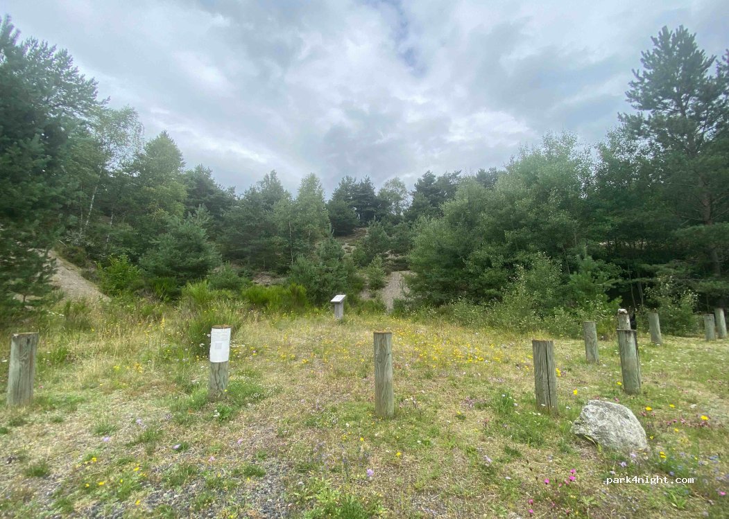 (63410) Charbonnières-les-Varennes - 80 Beaunit — foto