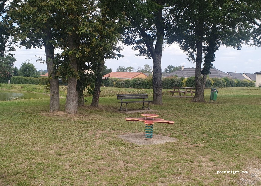 (58390) Dornes - 39 Route de Moulins — foto