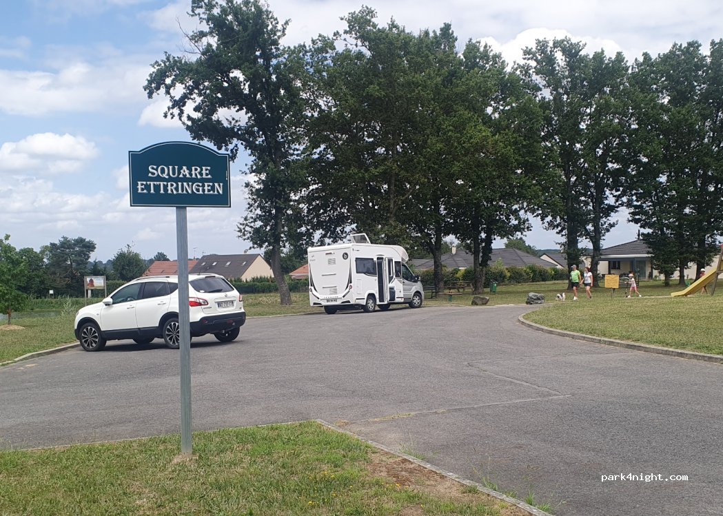 (58390) Dornes - 39 Route de Moulins — foto 2