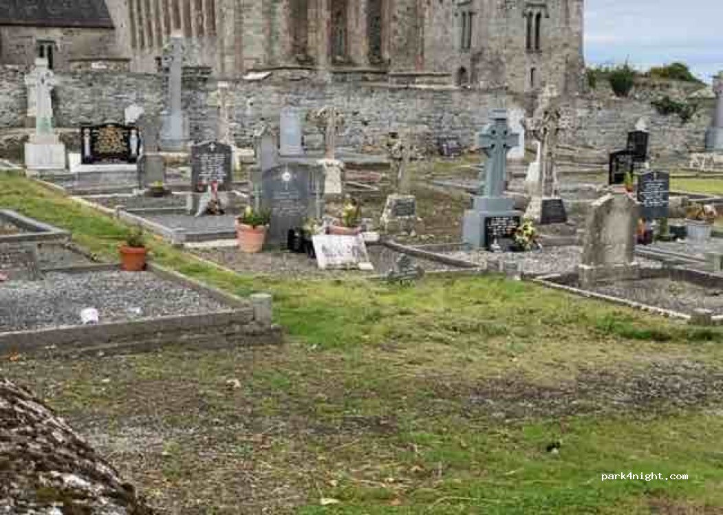 (V92 W264) Farranwilliam - The Square — foto 4
