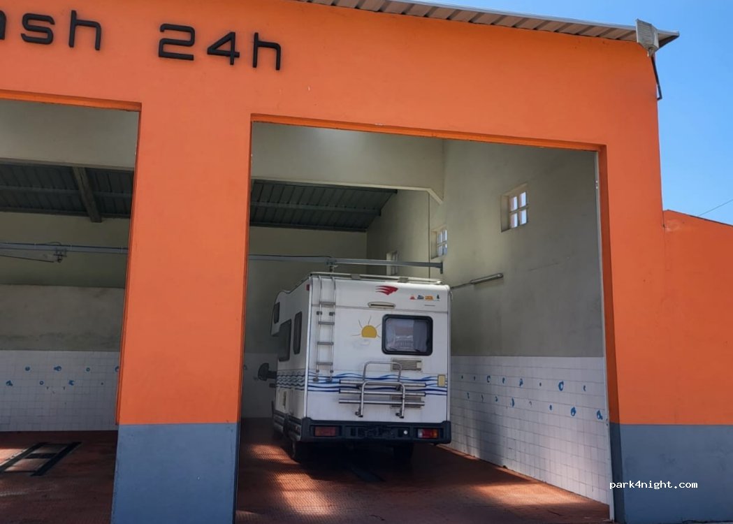 (3105) Leiria - 18 Avenida Nossa Senhora da Guia — foto 3