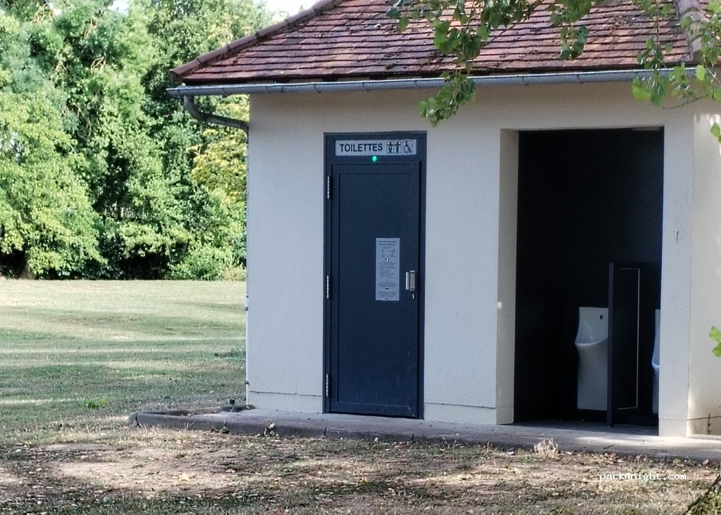 (86500) Montmorillon - 32 Rue des Illettes — foto 3