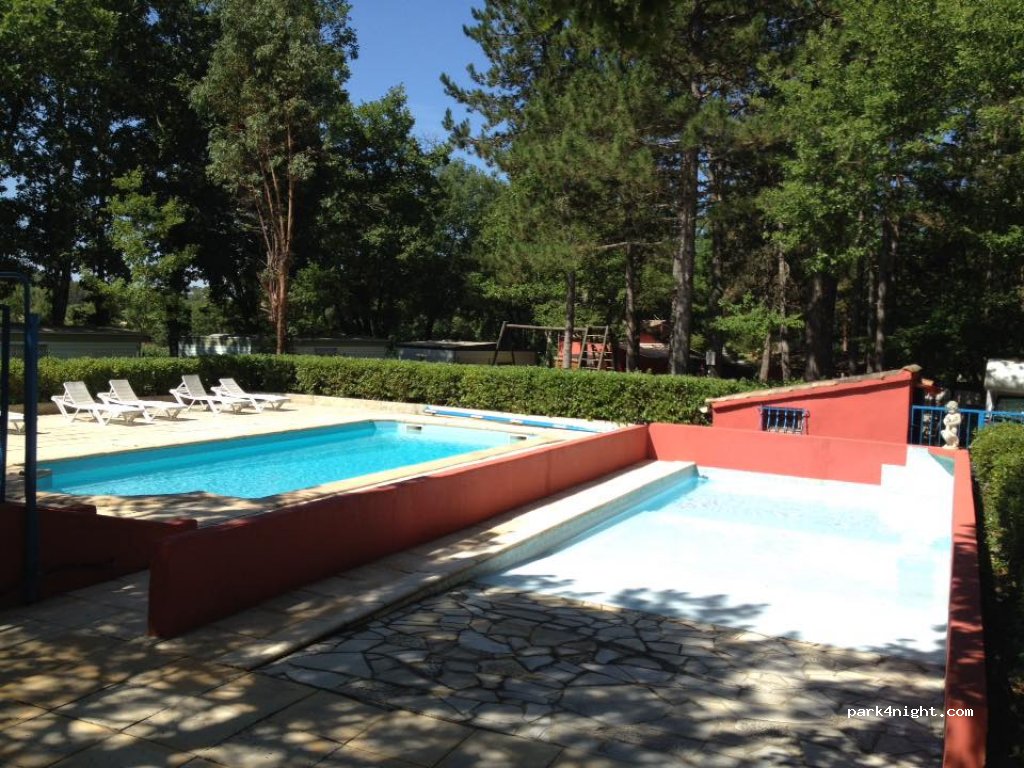 Camping Park St. Sauvayre — foto