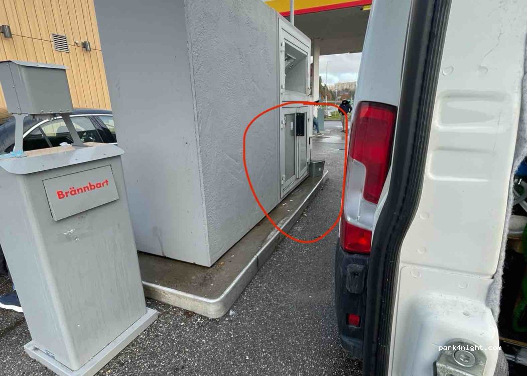 (145 65) Norsborg - 3 Sankt Botvids väg — foto 2