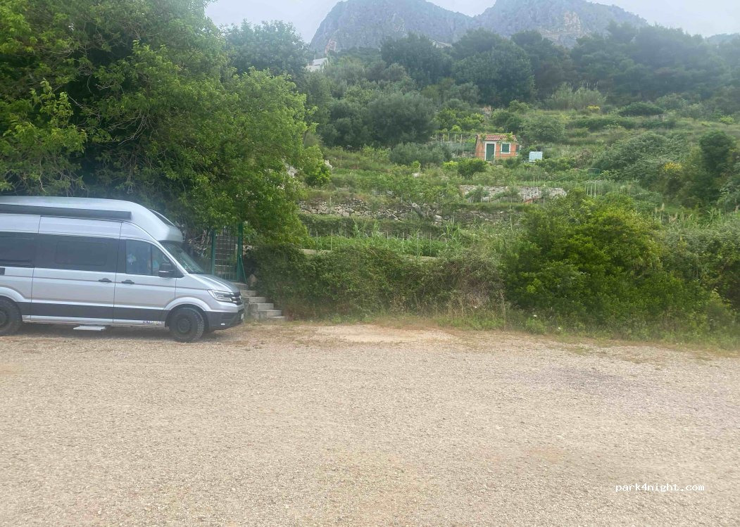 (21327) Podgora - Unnamed Road — foto 2