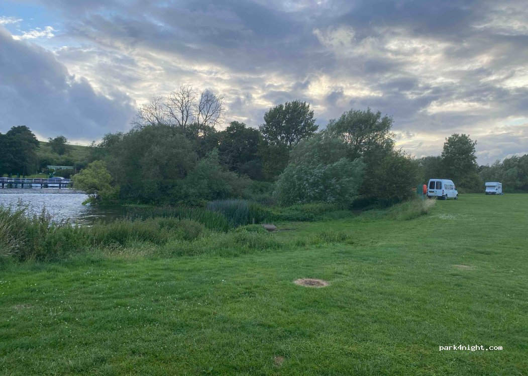 Andrew’s Field — foto