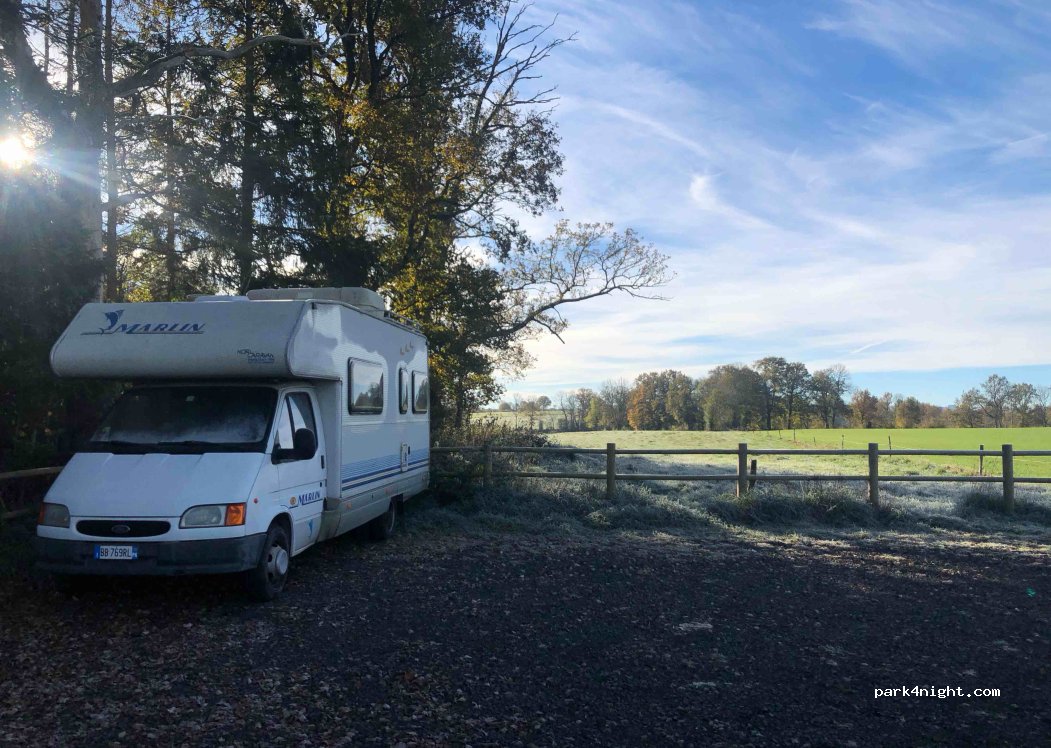 (63230) Saint-Pierre-le-Chastel - — foto 5