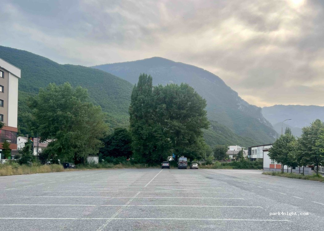 () Pejë - General Wesley Clark — foto 3