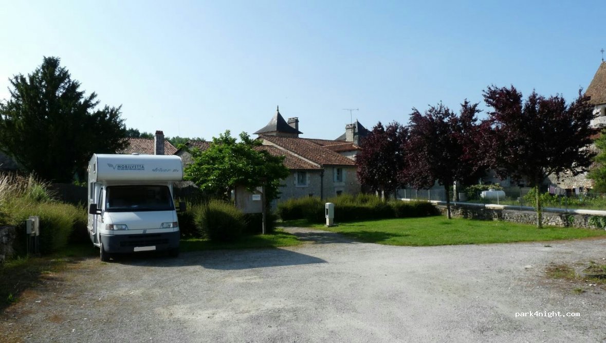 Aire Municipale Paussac-et-Saint-Vivien — foto 2