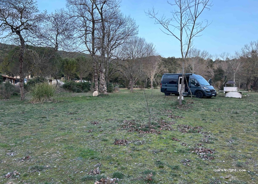 Delrieu Guy farm campsite — foto 3