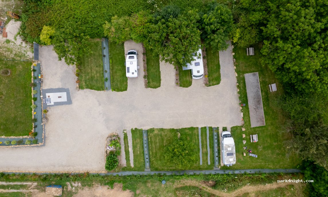 Aire de Camping car Bassard — foto 2