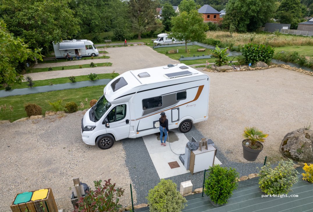 Aire de Camping car Bassard — foto 4