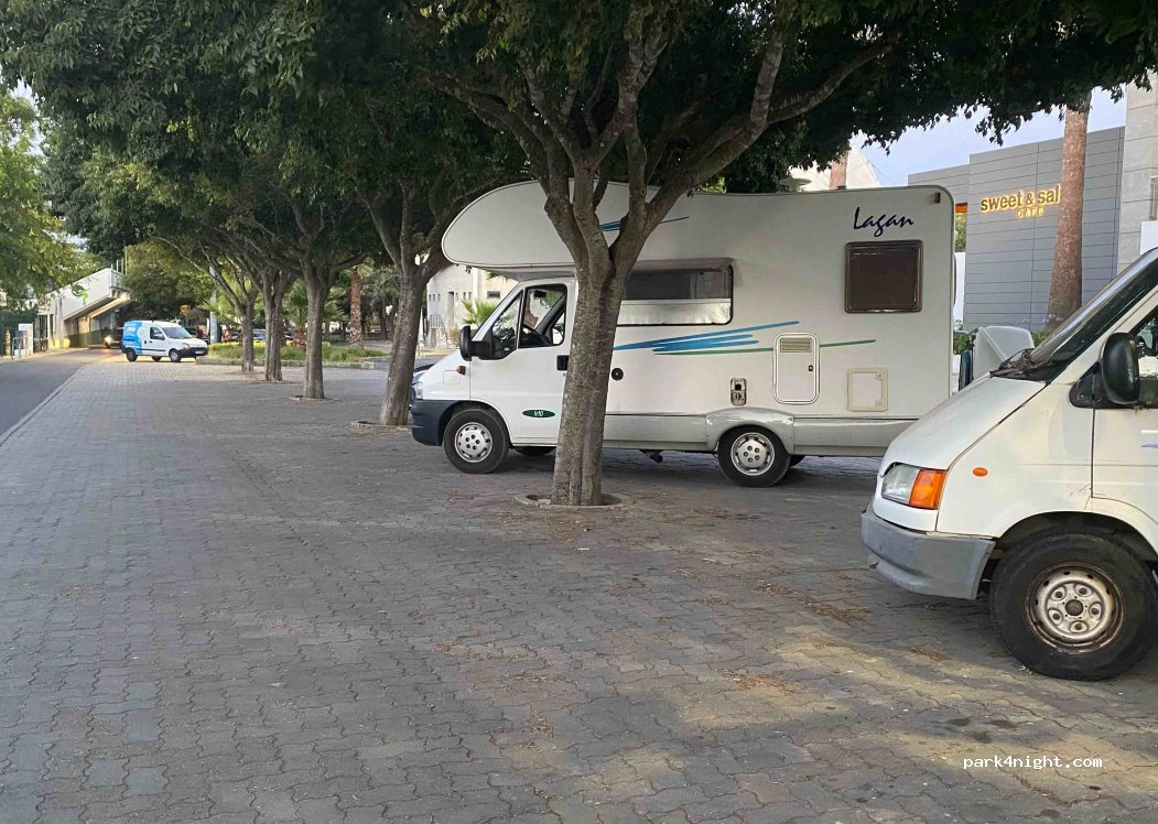 (8500-643) Portimão - 9 Avenida Miguel Bombarda — foto 3