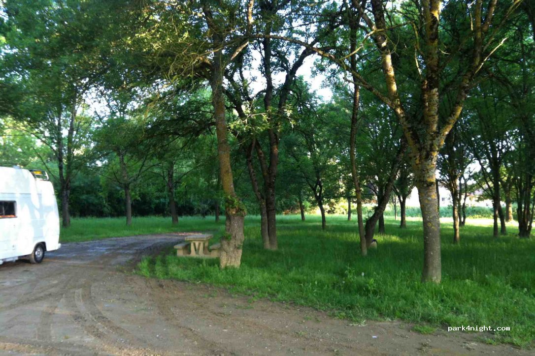 (32190) Vic-Fezensac - Avenue de l'Europe — foto 2