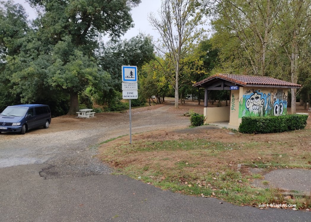 (32190) Vic-Fezensac - Avenue de l'Europe — foto 3