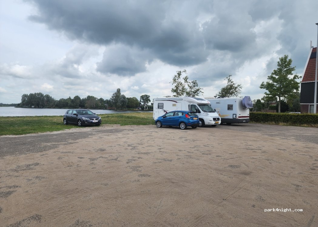 (1121 CZ) Landsmeer - 12 Optimist — foto
