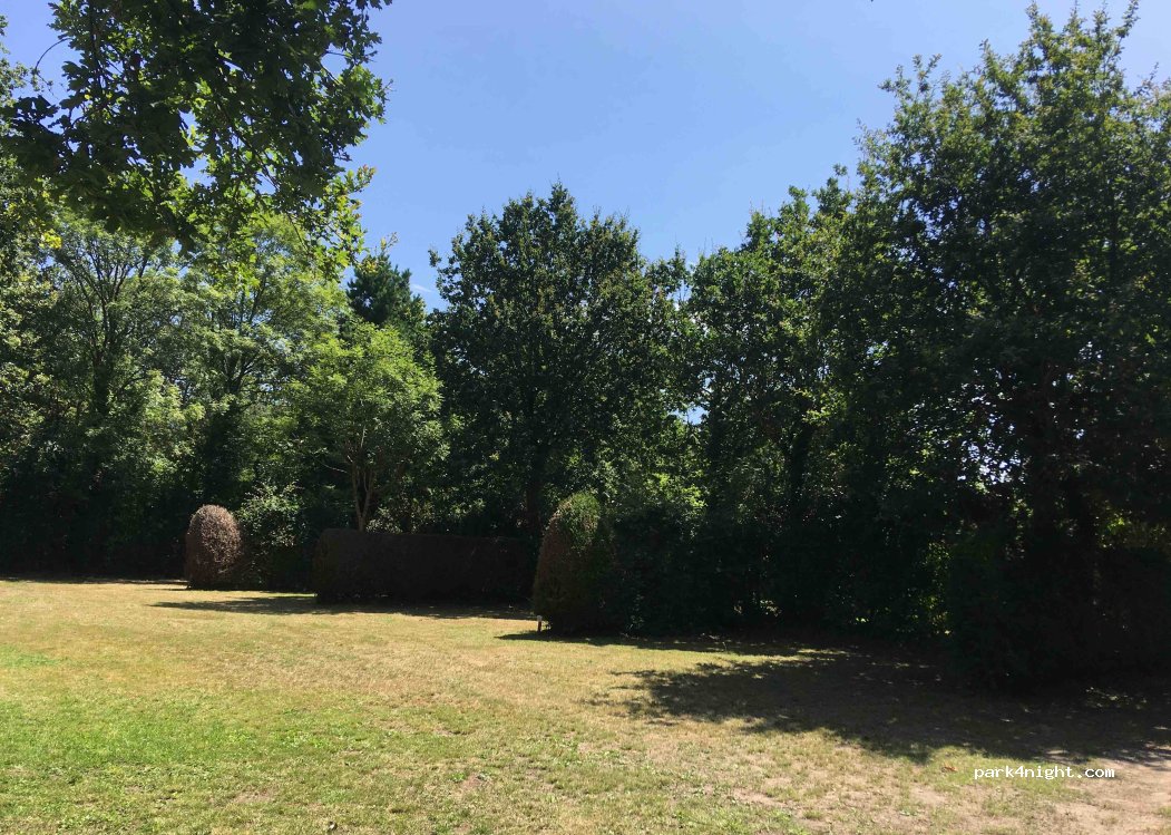 Camping les Ombrages — foto